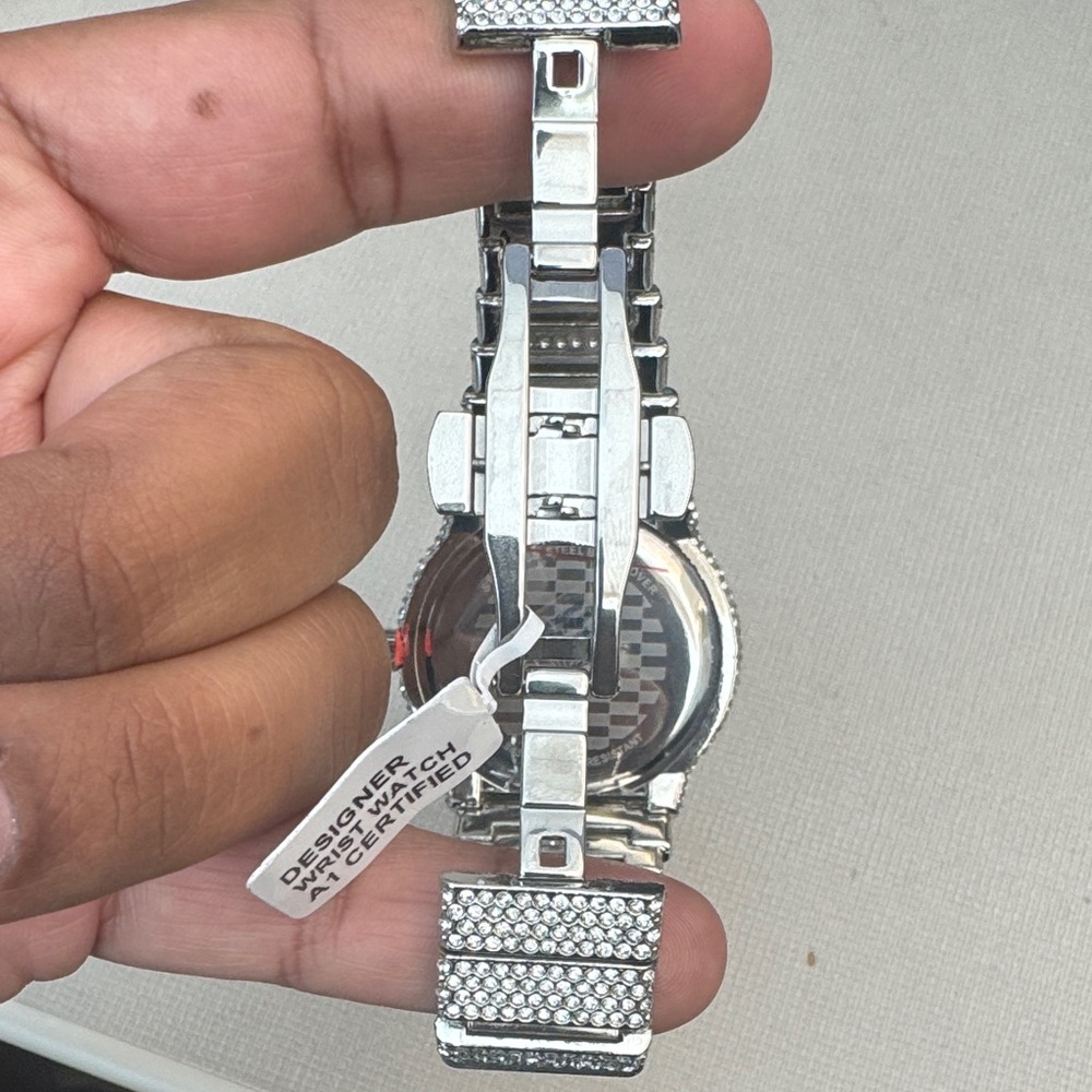 Men’s Iced Out Bling Analog Watch - Picture 5 of 5